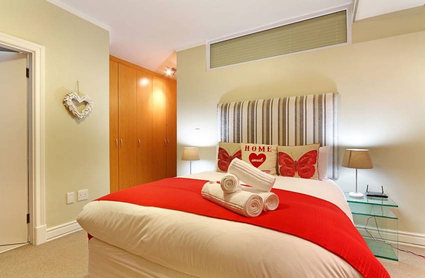 2 Bedroom Property for Sale in Western Hills Eastern Cape
